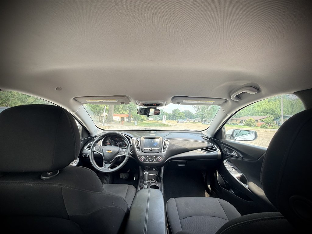 2018 Chevrolet Malibu - $9,950