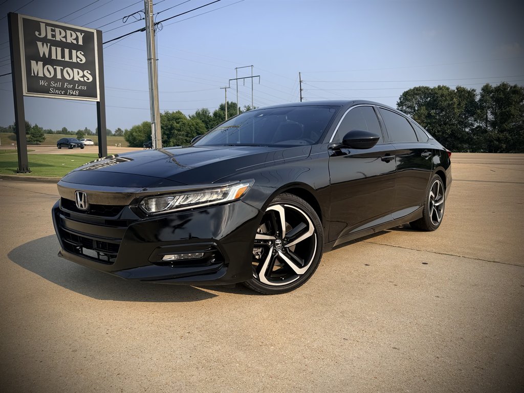 2020 Honda Accord - $18,950