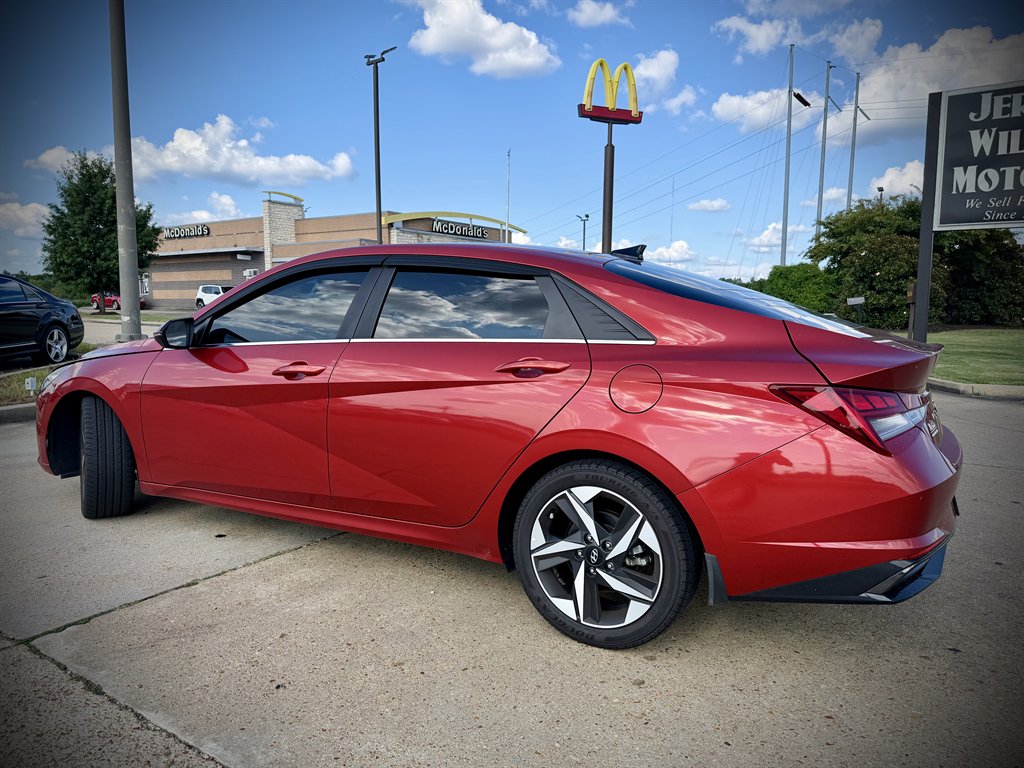 2022 Hyundai Elantra - $14,950