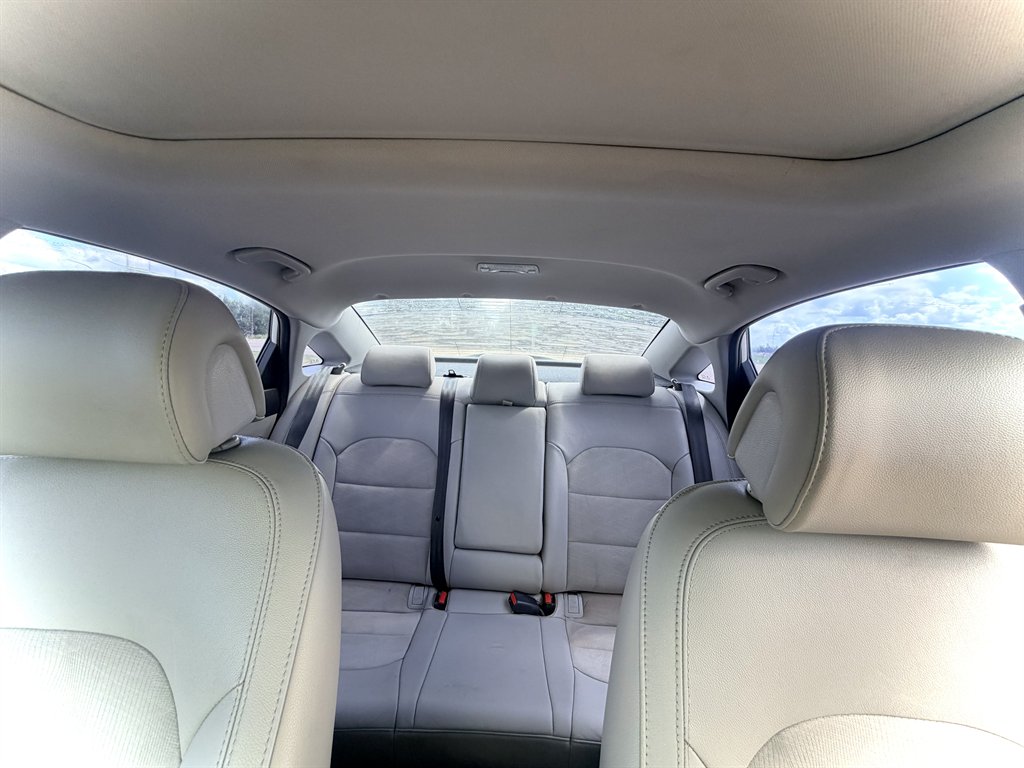 2017 Hyundai Sonata - $9,950