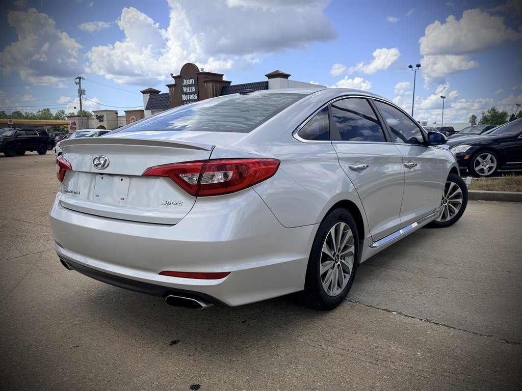 2017 Hyundai Sonata - $9,950