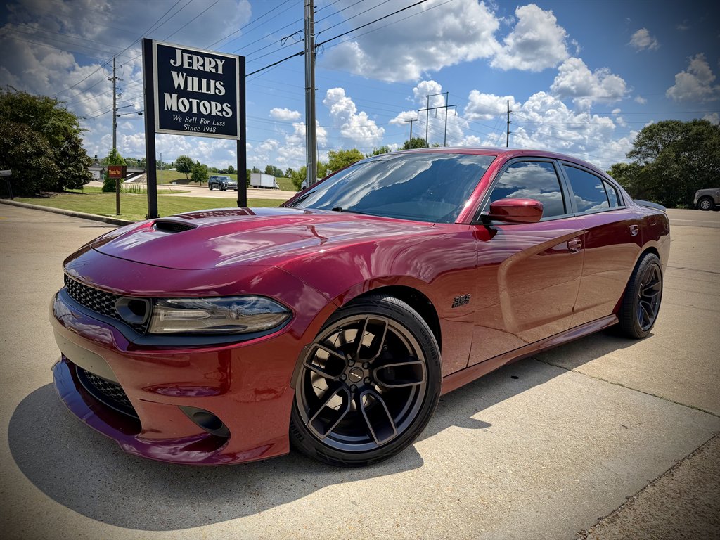 2019 Dodge Charger - $27,450