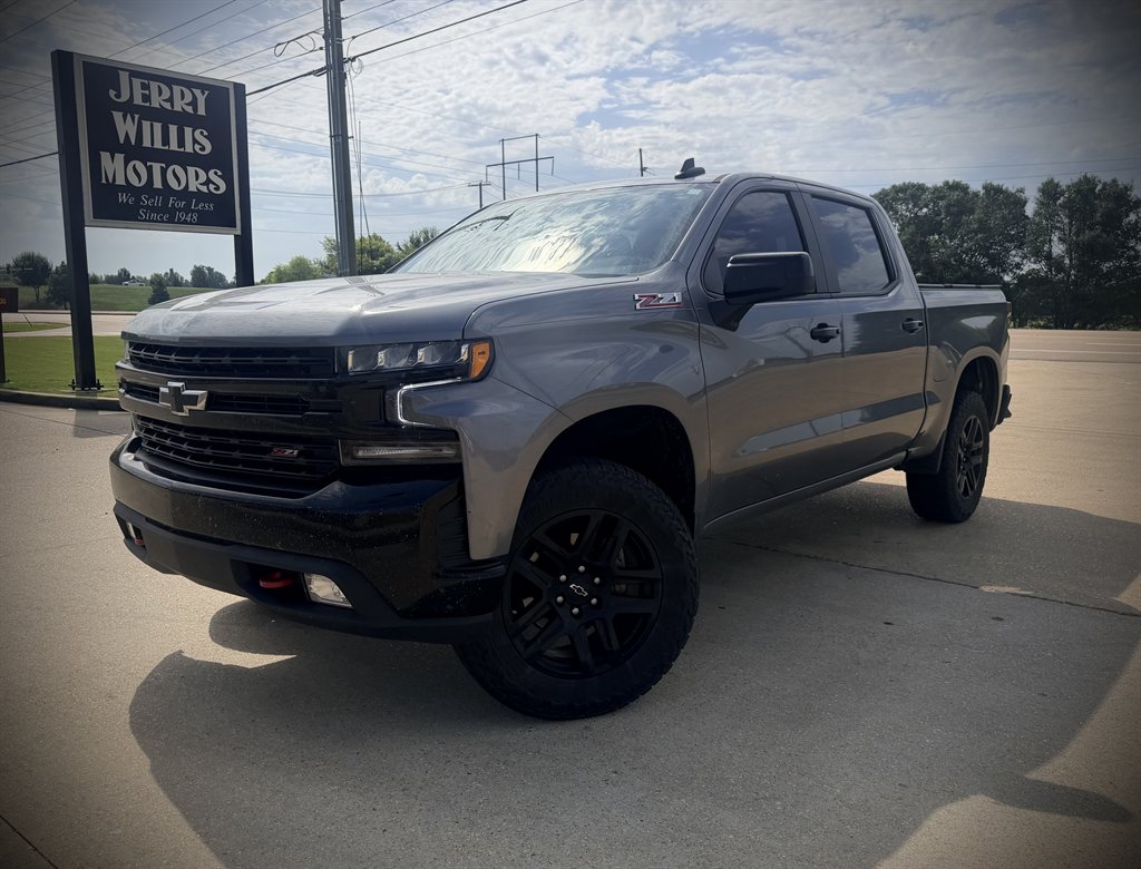 2021 Chevrolet Silverado - $25,950