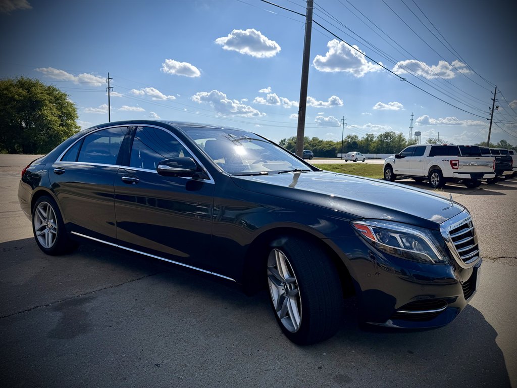 2016 Mercedes-Benz S-class - $25,850