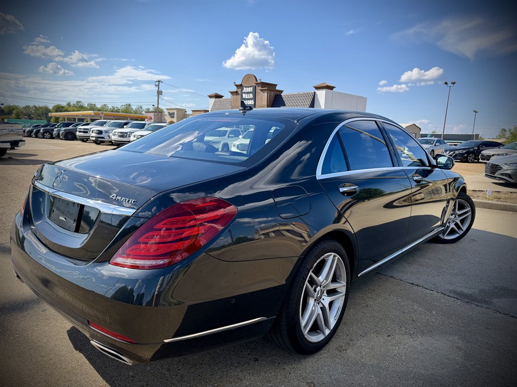 2016 Mercedes-Benz S-class - $25,850