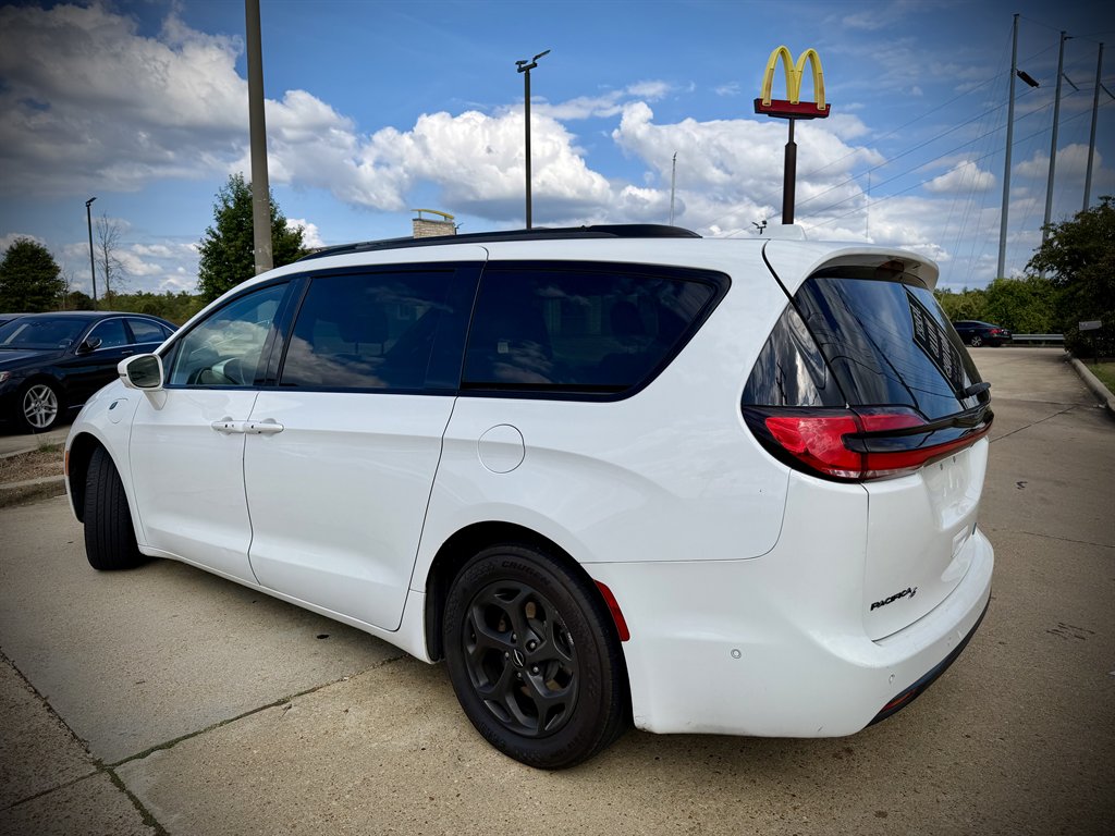 2021 Chrysler Pacifica - $9,450