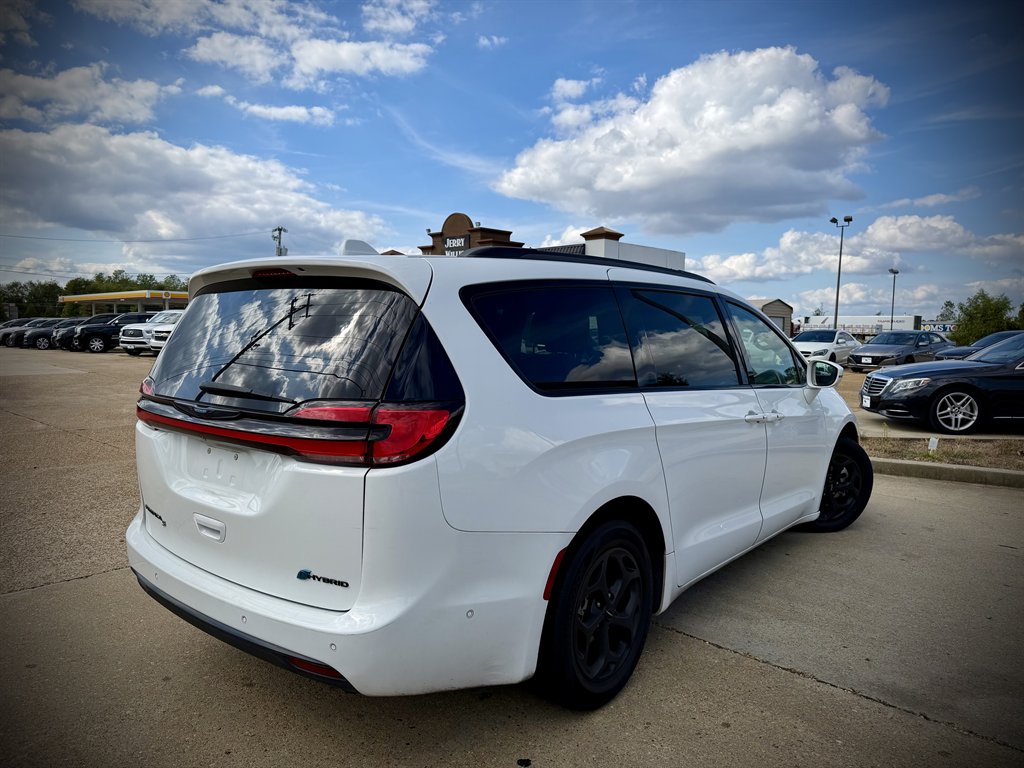 2021 Chrysler Pacifica - $9,450