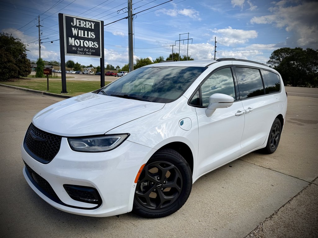 2021 Chrysler Pacifica - $9,450