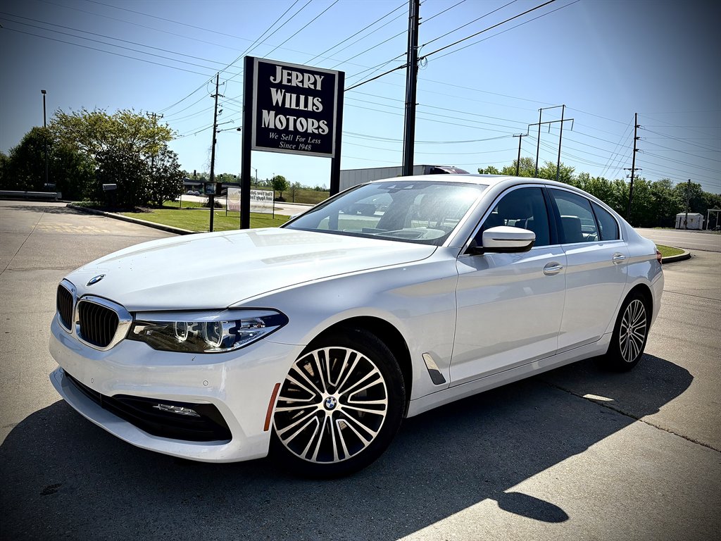2018 BMW 5-Series 540i photo
