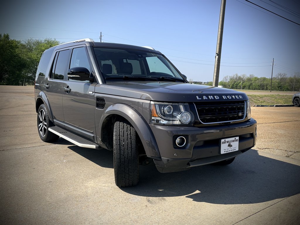2016 Land Rover LR4 - $16,950