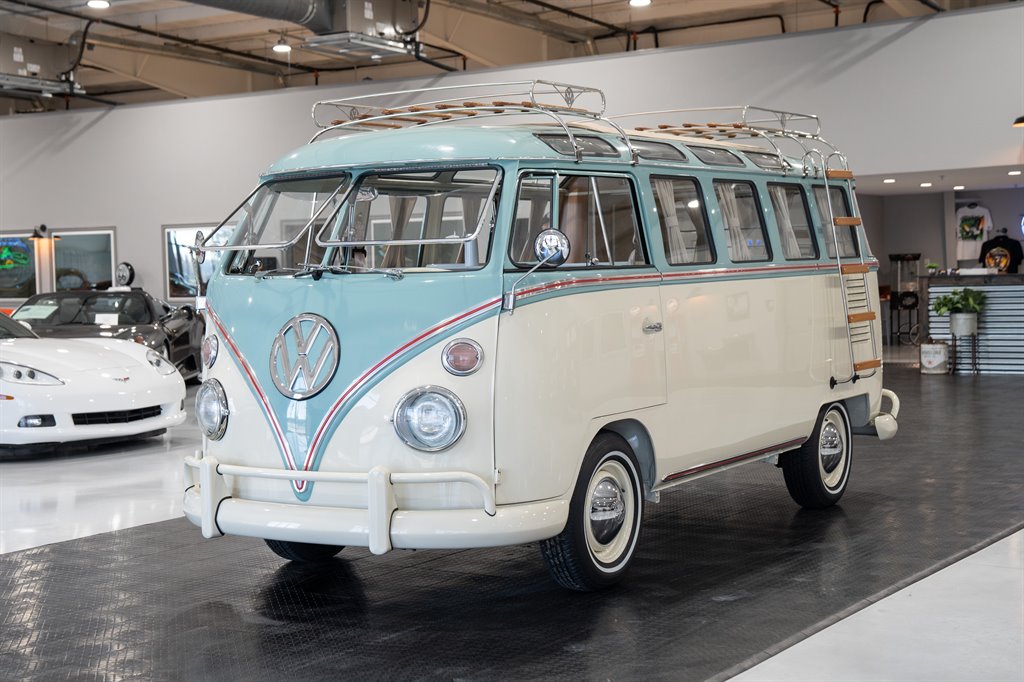 1973 Volkswagen Bus 