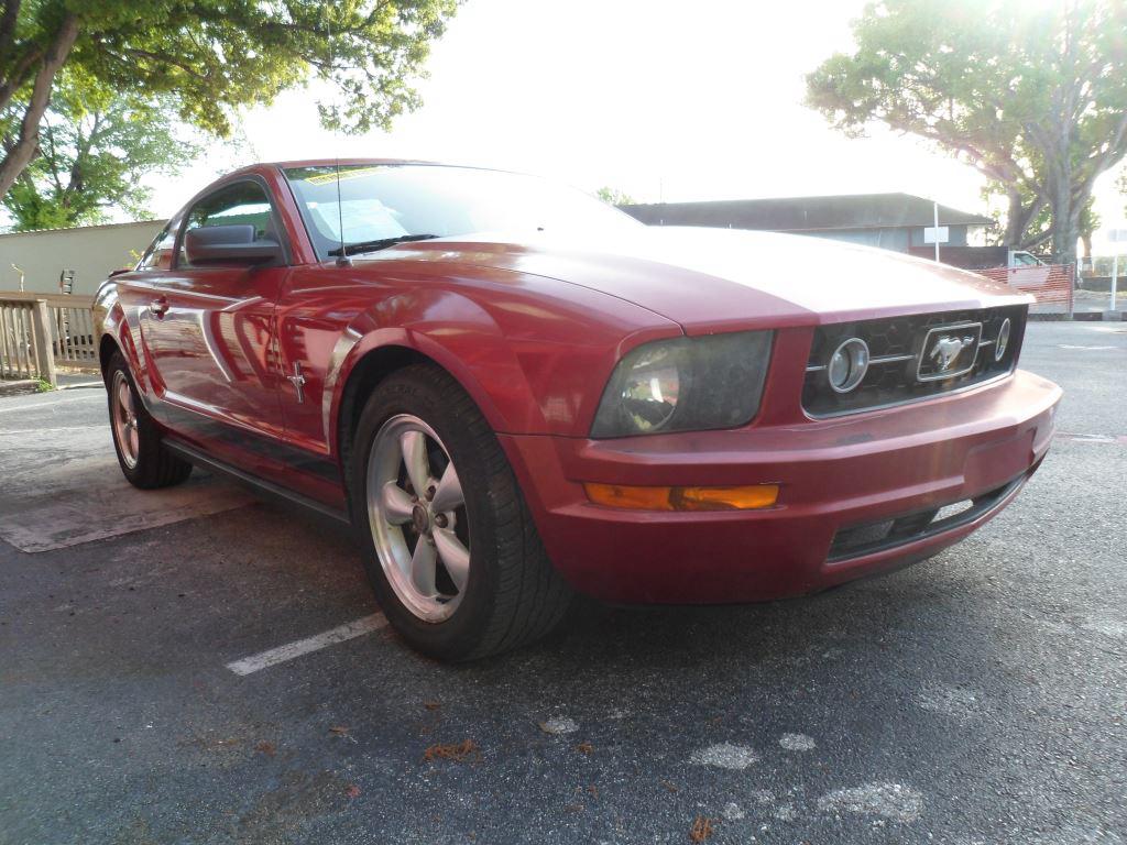 2008 Ford Mustang V6 Deluxe photo