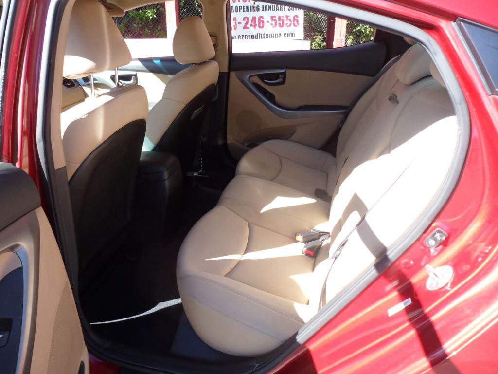 2012 Hyundai Elantra GLS photo