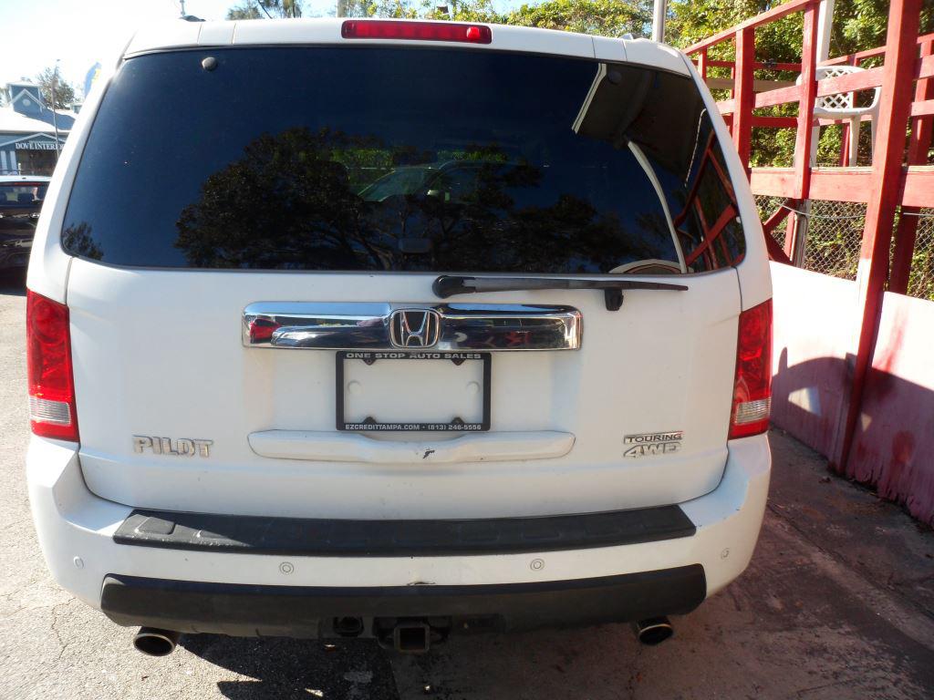 2010 Honda Pilot Touring photo