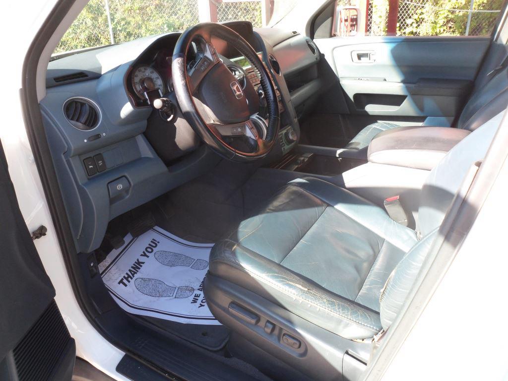 2010 Honda Pilot Touring photo