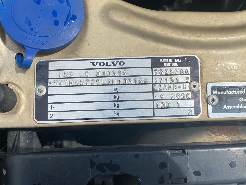 1990 Volvo 780 Turbo photo