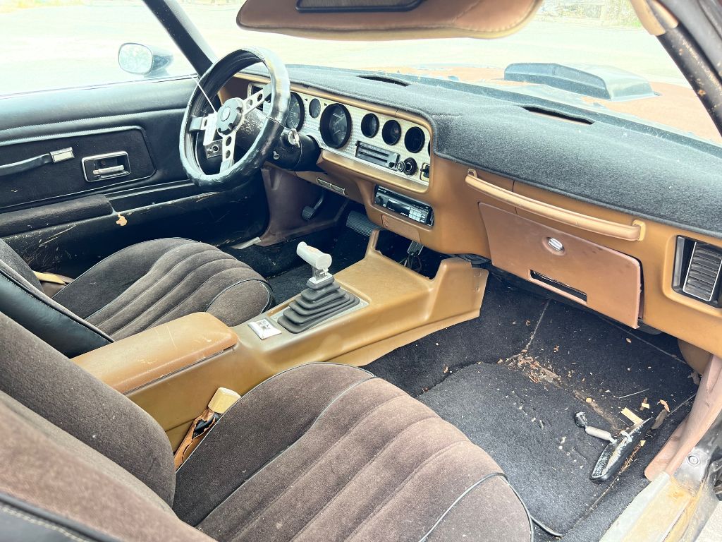 1977 Dodge Ram 150 photo