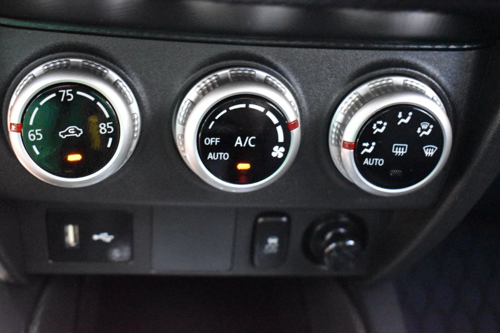 2024 Mitsubishi Outlander - $20,804