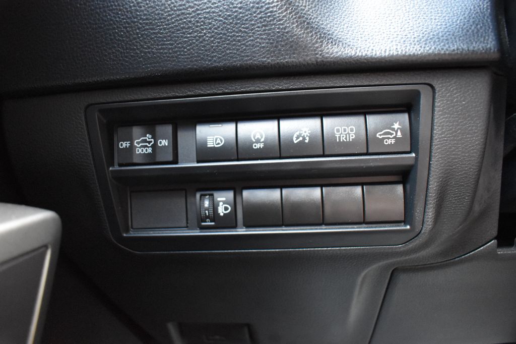 2022 Toyota Tundra - $32,502