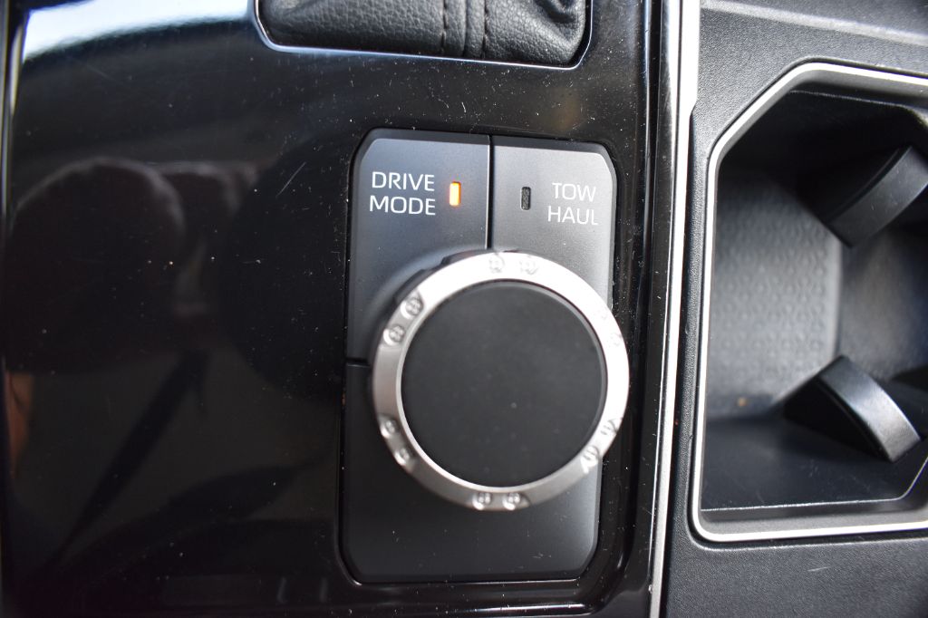 2022 Toyota Tundra - $32,502