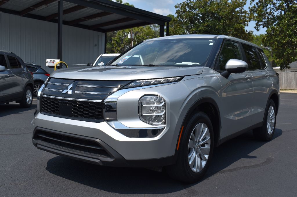 2025 Mitsubishi Outlander - $24,805
