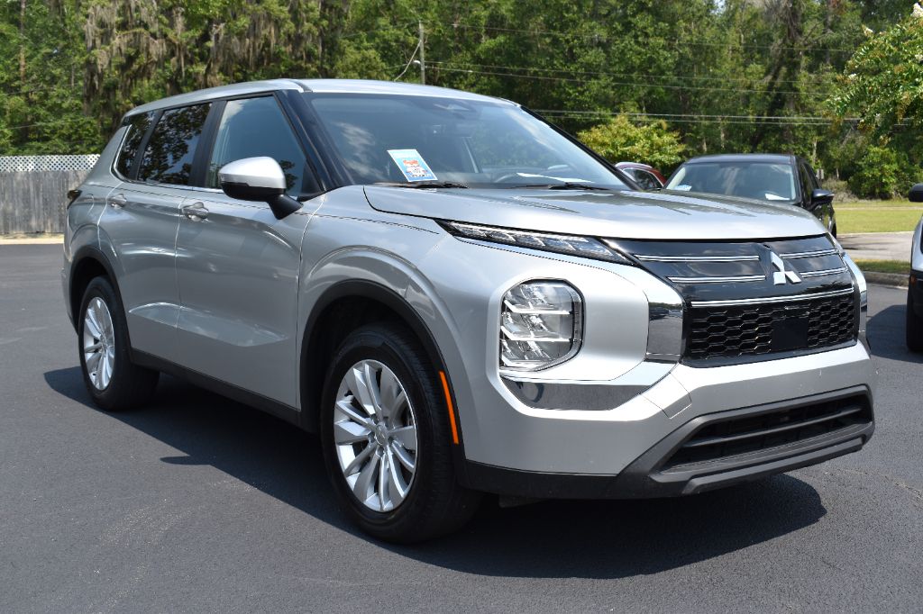 2025 Mitsubishi Outlander - $24,805