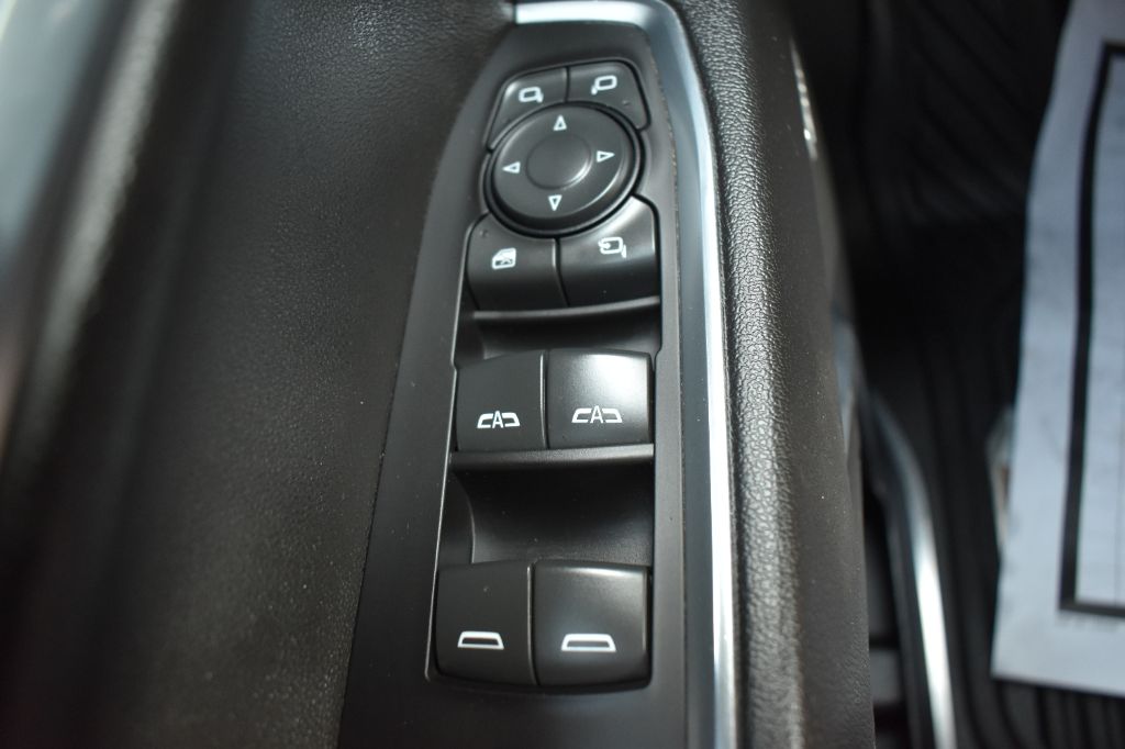 2023 Chevrolet Silverado - $38,083