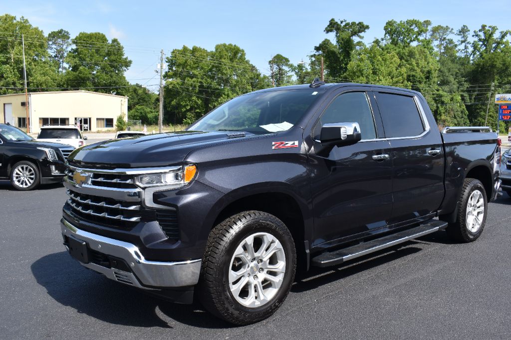 2023 Chevrolet Silverado - $38,083