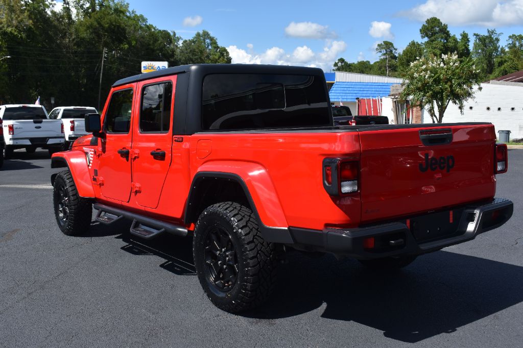 2022 Jeep Gladiator - $29,922