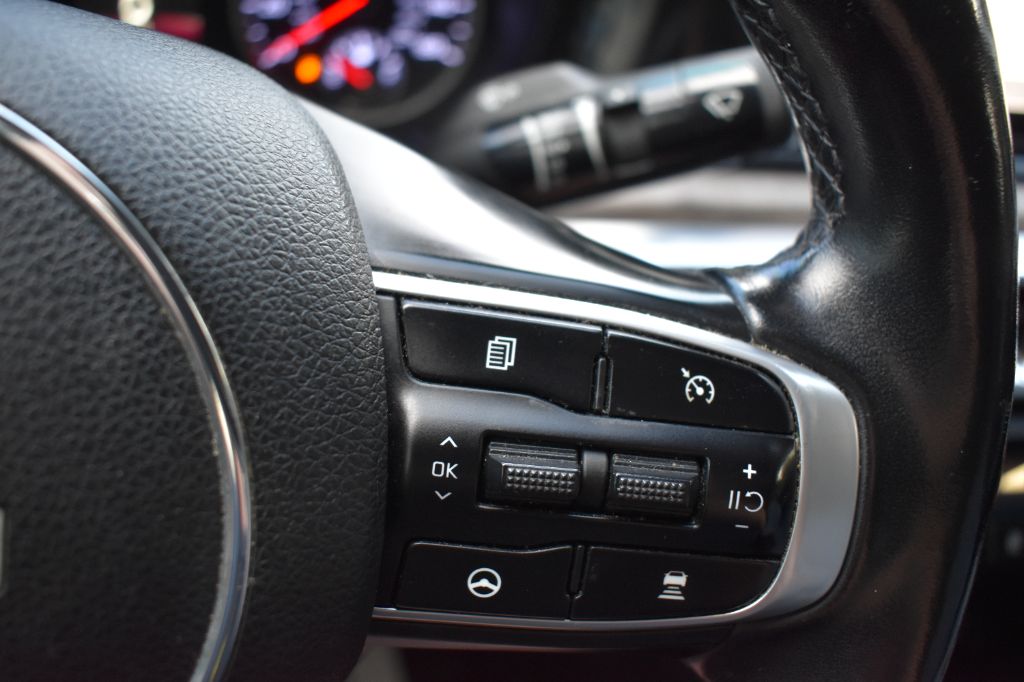2022 Kia K5 - $19,222