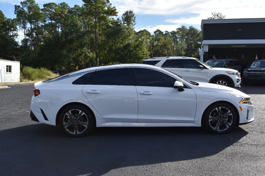 2022 Kia K5 - $19,222