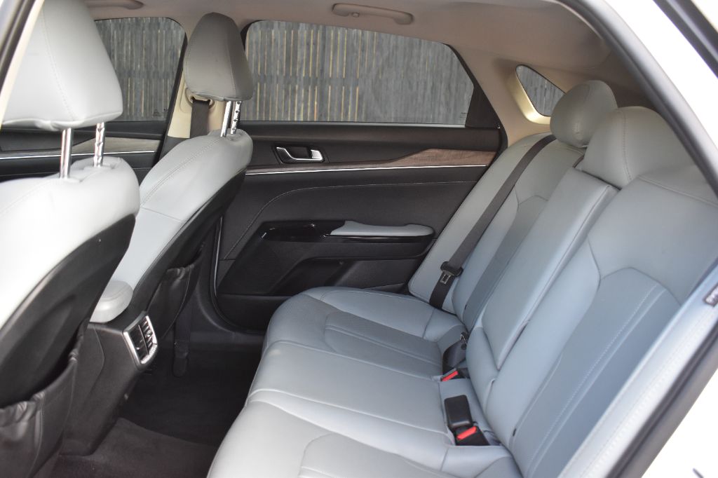 2022 Kia K5 - $19,222
