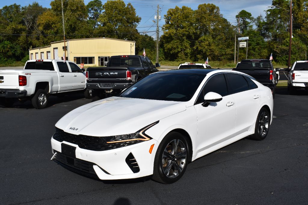2022 Kia K5 - $19,222