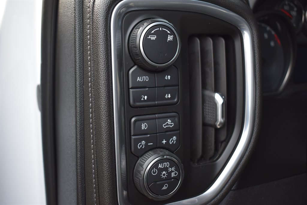 2019 Chevrolet Silverado 1500 LTZ photo