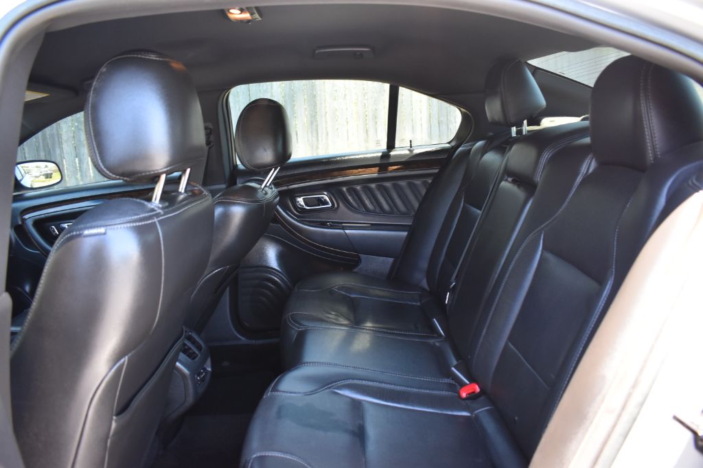 2014 Ford Taurus - $8,944