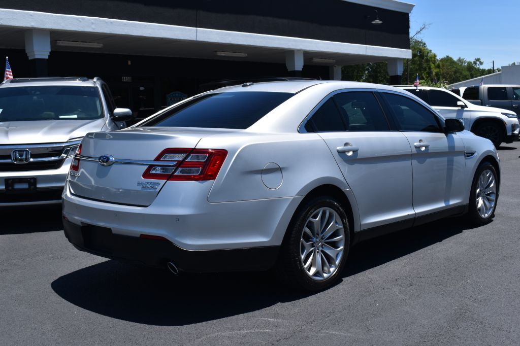 2014 Ford Taurus - $8,944