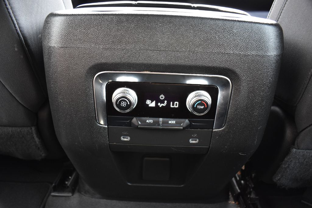 2023 GMC Yukon - $33,803