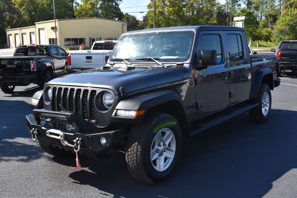 2022 Jeep Gladiator - $22,922