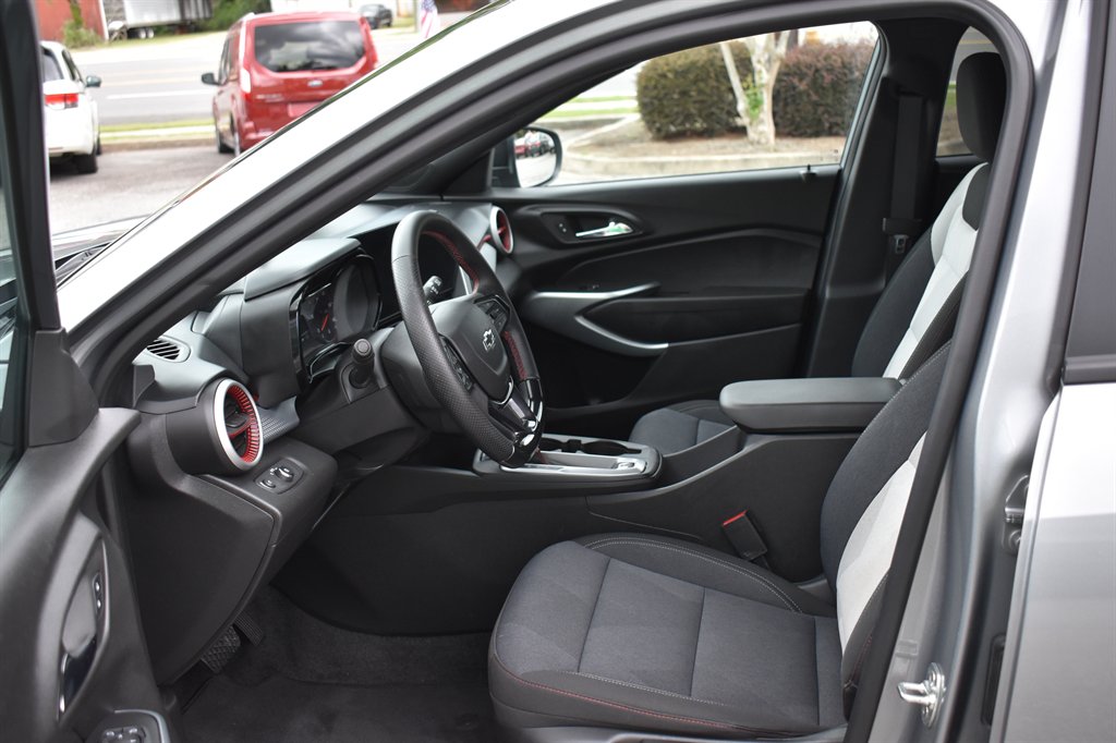 2024 Chevrolet Trax 1RS photo