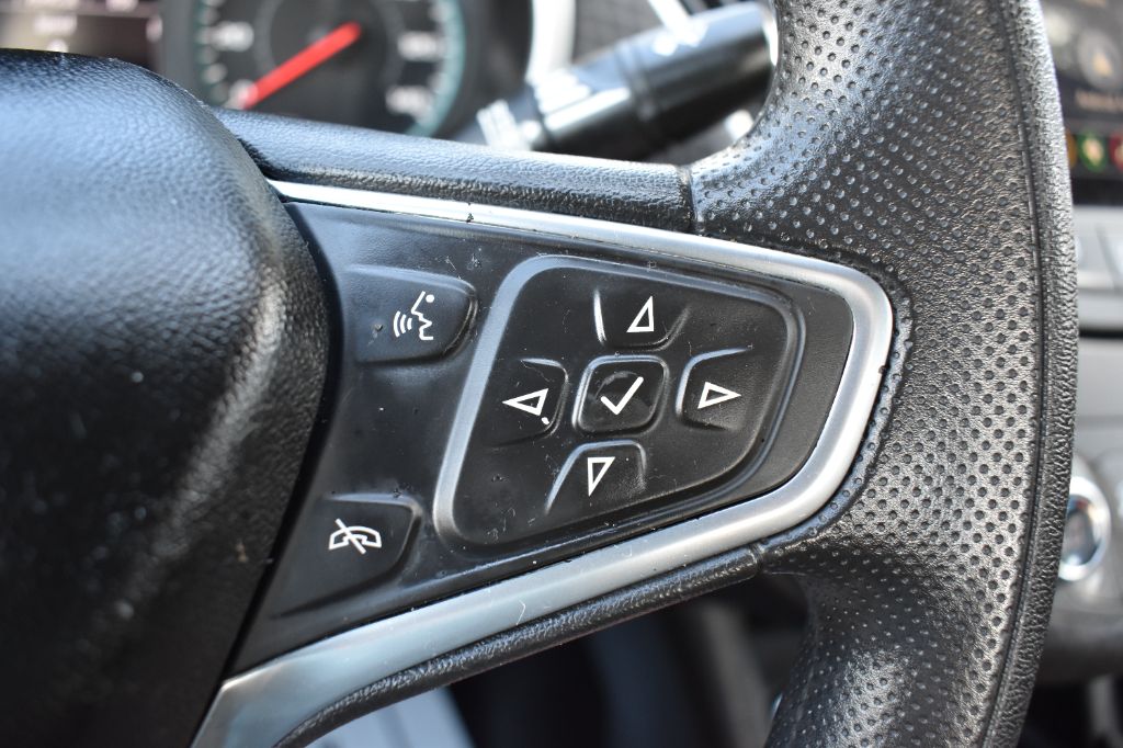 2023 Chevrolet Malibu - $15,883