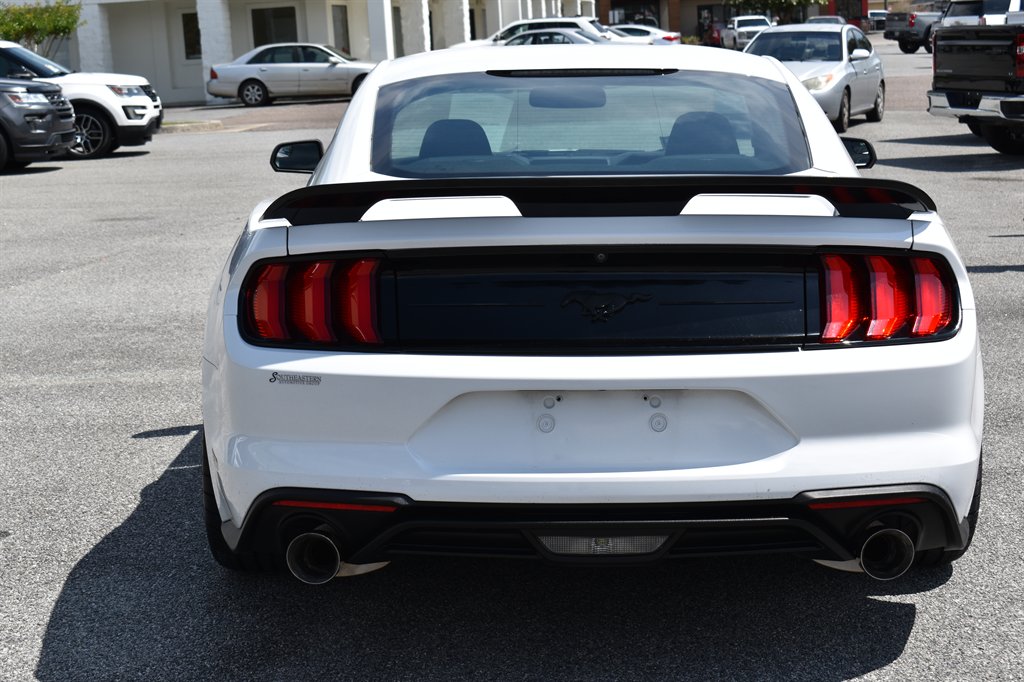 2018 Ford Mustang ECO Premium photo