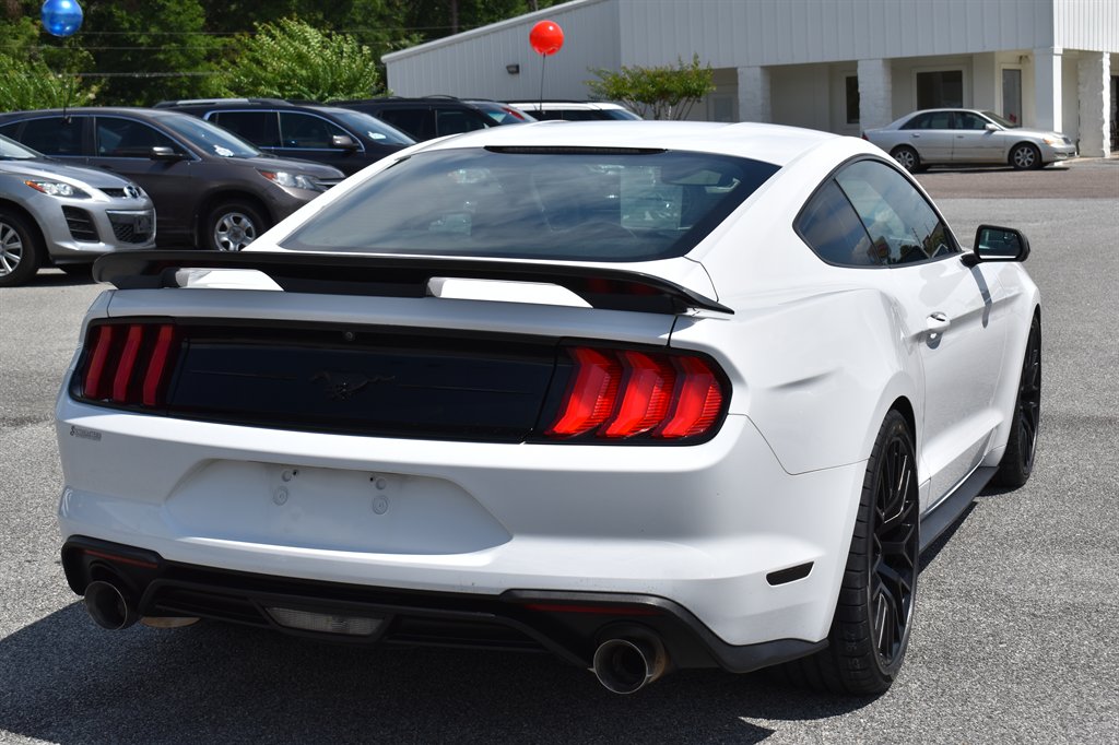 2018 Ford Mustang ECO Premium photo