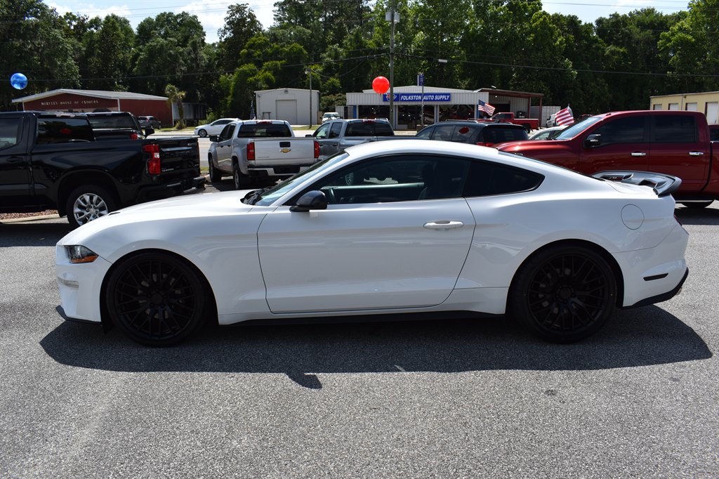 2018 Ford Mustang ECO Premium photo