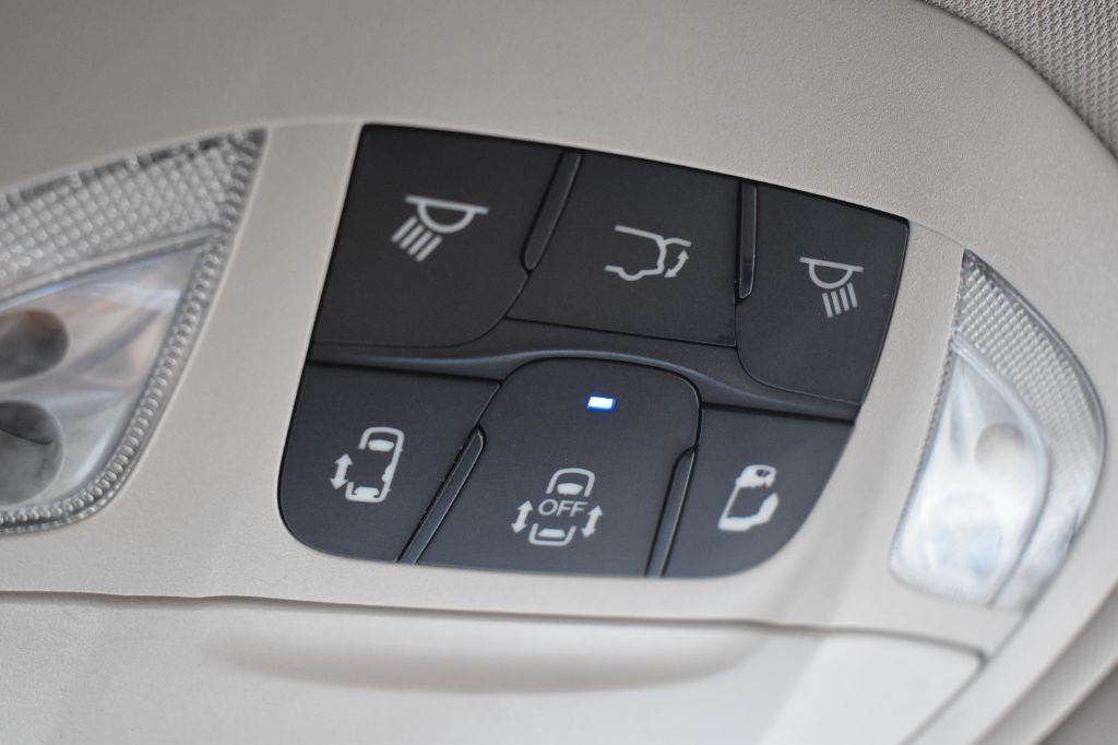 2022 Chrysler Pacifica - $21,422