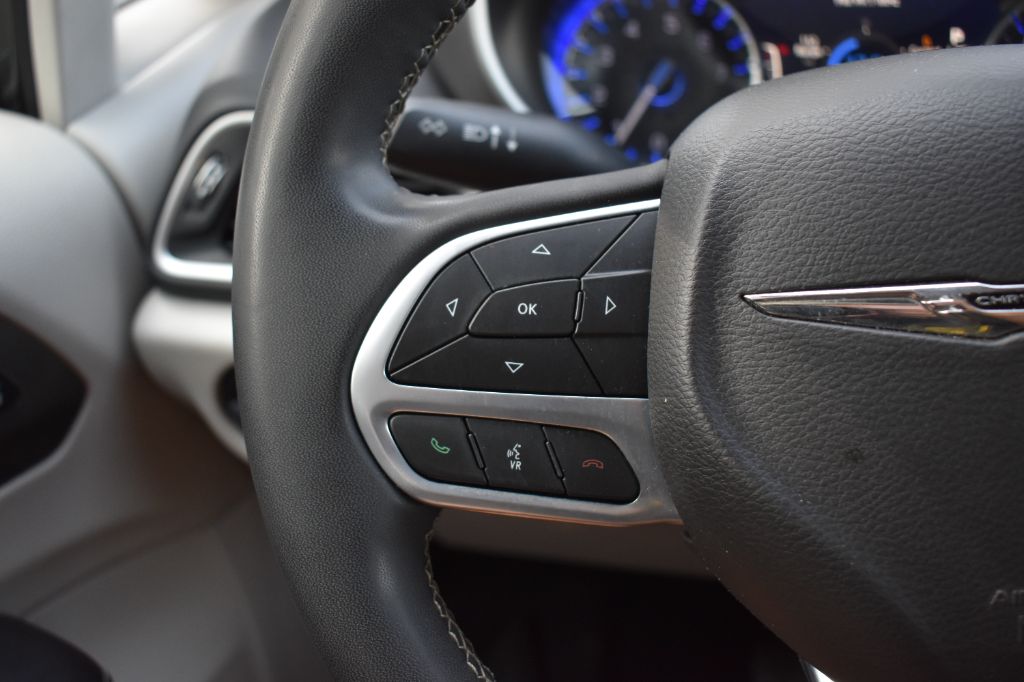 2022 Chrysler Pacifica - $21,422