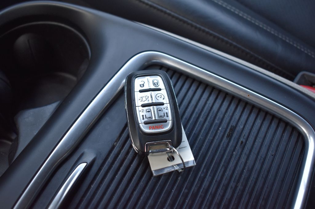 2022 Chrysler Pacifica - $21,422