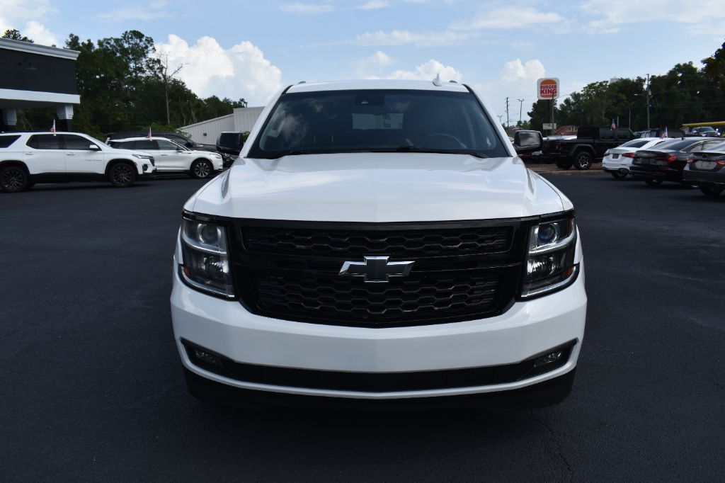 2017 Chevrolet Suburban - $18,877