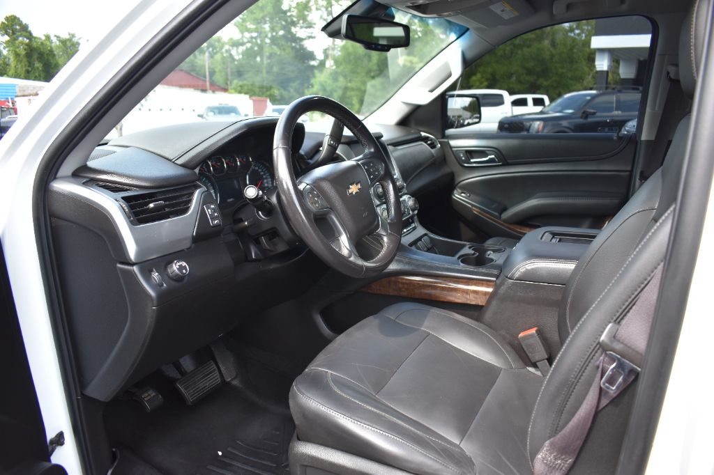 2017 Chevrolet Suburban - $18,877