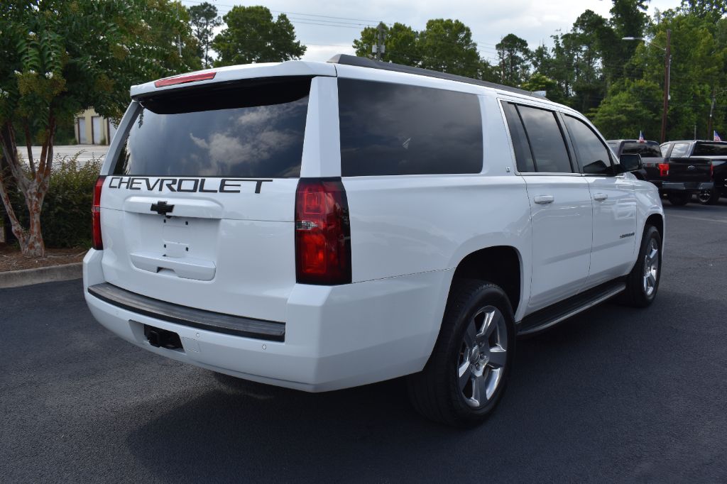 2017 Chevrolet Suburban - $18,877
