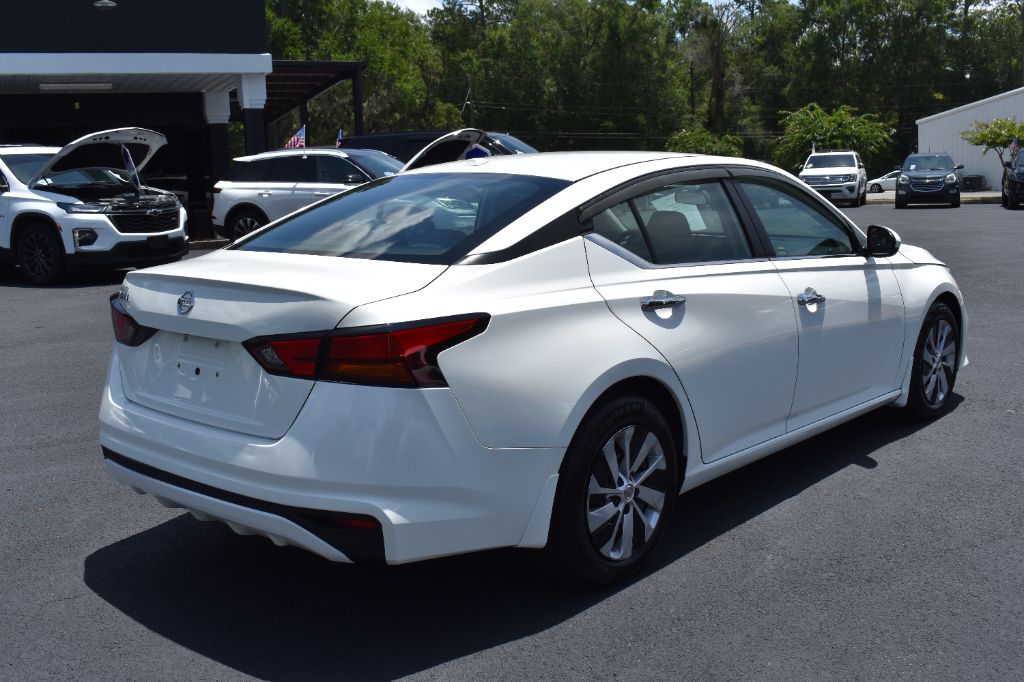 2019 Nissan Altima - $14,509